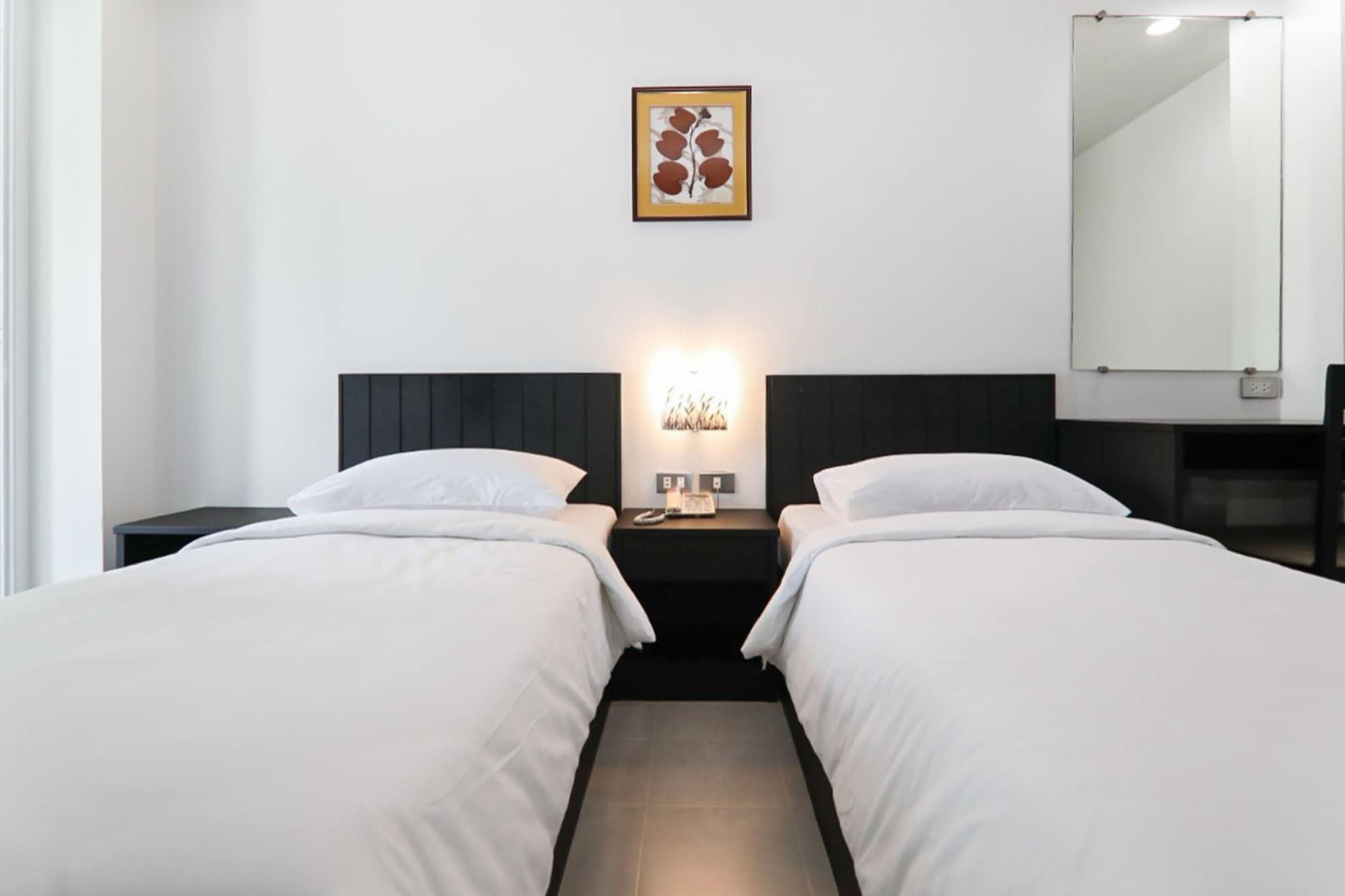 Hotel G House à HHQ Extérieur photo