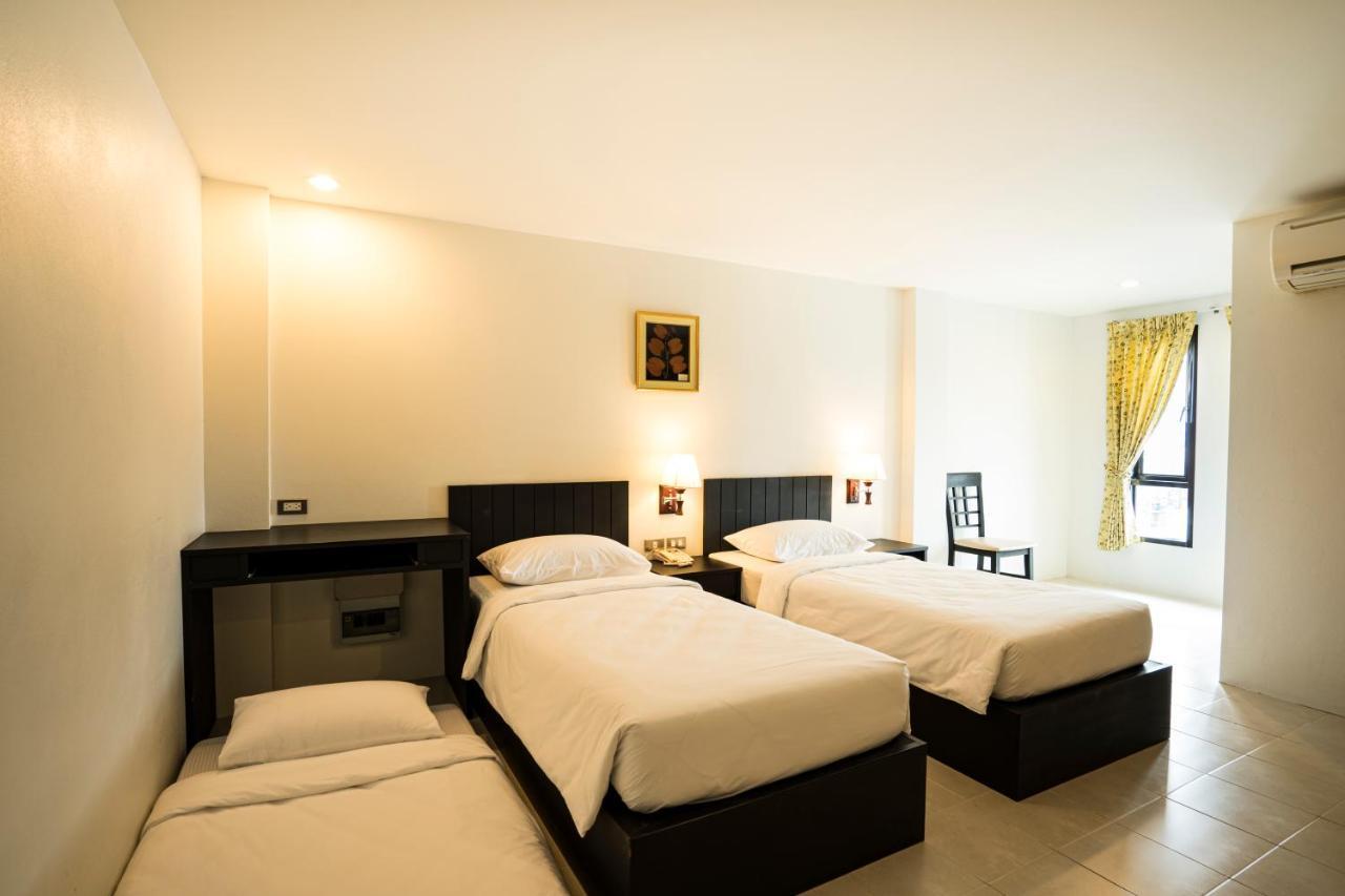 Hotel G House à HHQ Extérieur photo