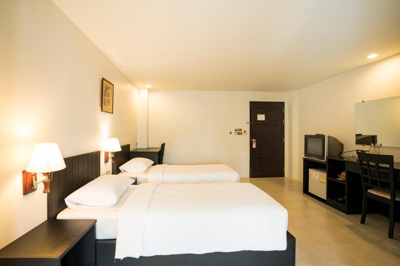 Hotel G House à HHQ Extérieur photo